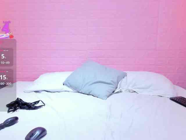 AlexandraMiller webcam