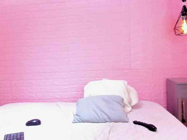 AlexandraMiller AlexandraMiller