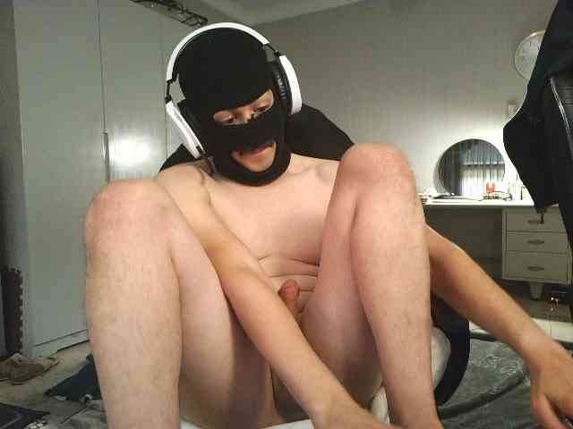 whiteguy77 whiteguy77