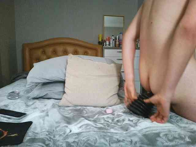 whiteguy77 whiteguy77