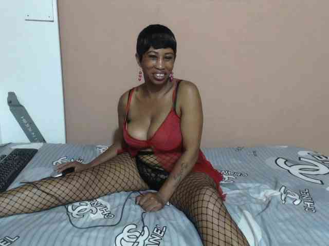 NaughtyCakexxxx webcam