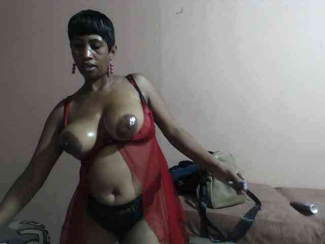 NaughtyCakexxxx webcam