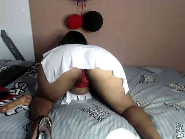 NaughtyCakexxxx webcam