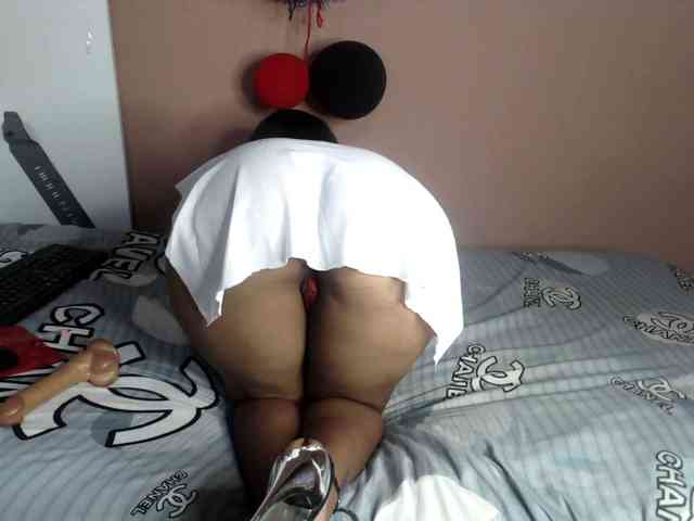 NaughtyCakexxxx webcam