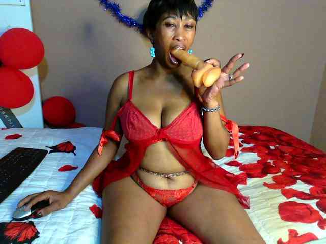 NaughtyCakexxxx webcam