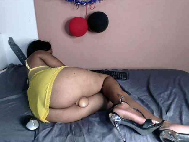 NaughtyCakexxxx webcam