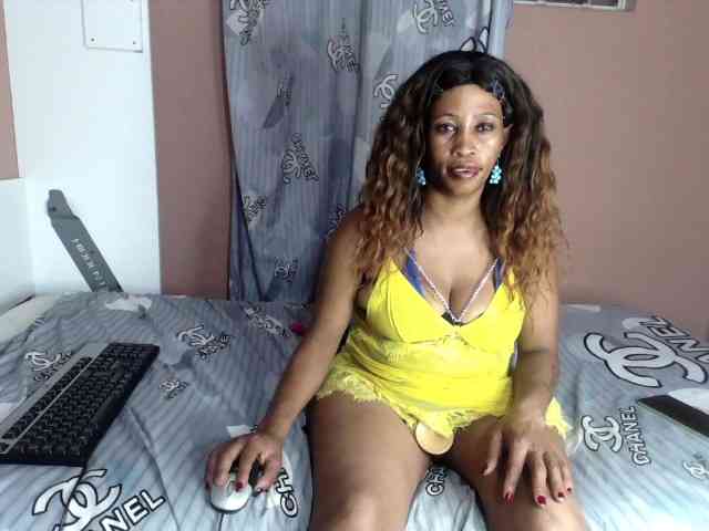 NaughtyCakexxxx webcam