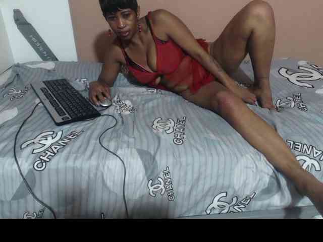 NaughtyCakexxxx webcam