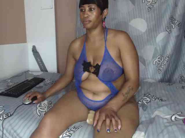 NaughtyCakexxxx webcam