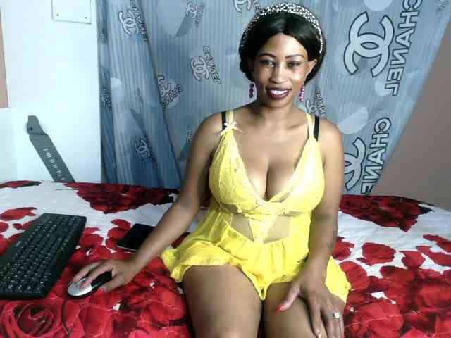 NaughtyCakexxxx webcam