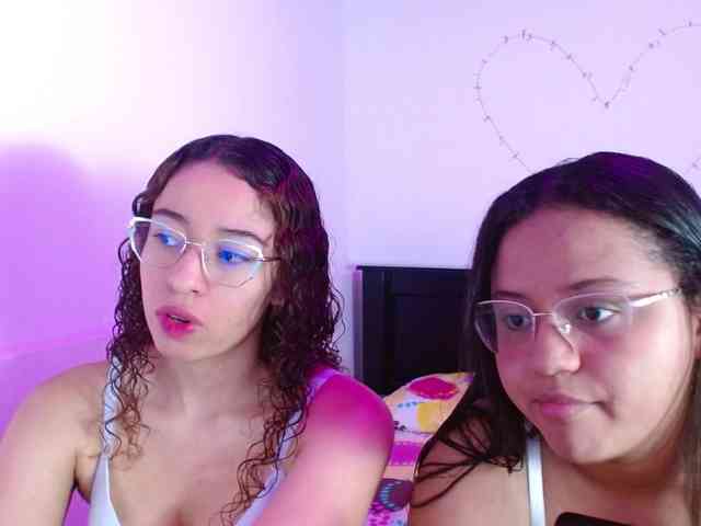 adeline-samy822 webcam