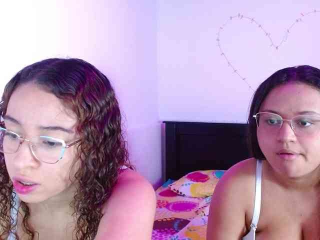 adeline-samy822 webcam