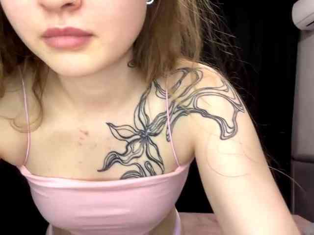 CaroylnBarbier webcam