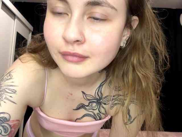 CaroylnBarbier webcam