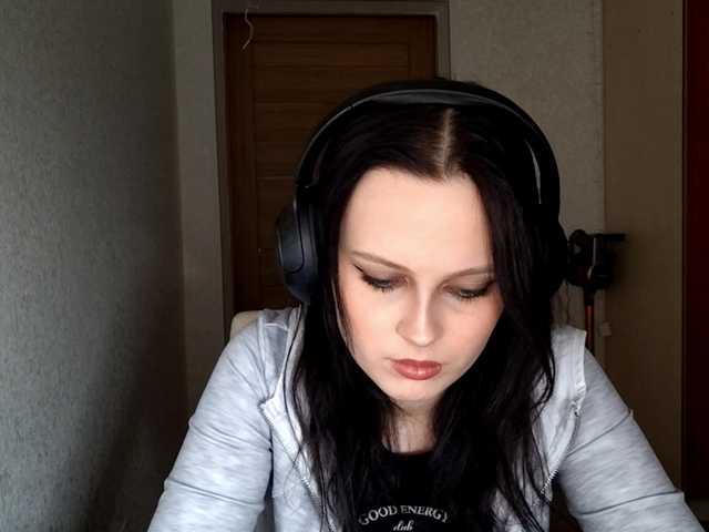 DelfinaStrauss's BongaCams show and profile