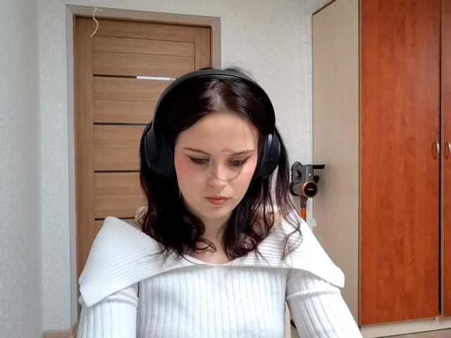 DelfinaStrauss's BongaCams show and profile