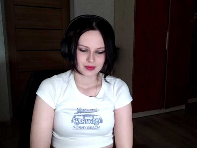 DelfinaStrauss's BongaCams show and profile