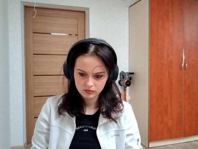 DelfinaStrauss's BongaCams show and profile