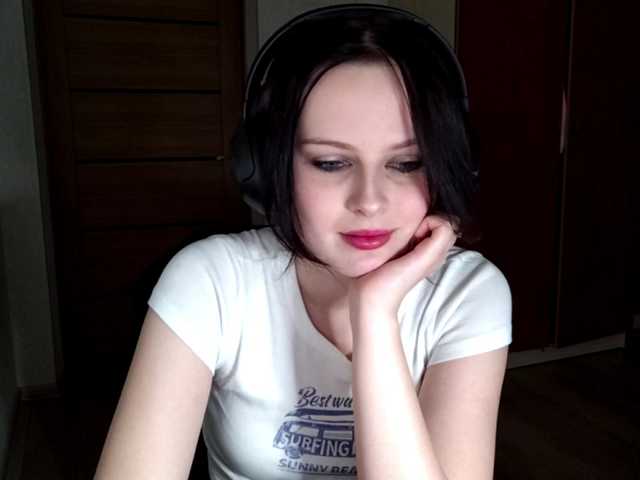 Delfina Strauss (DelfinaStrauss)