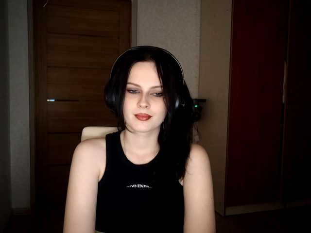 DelfinaStrauss's BongaCams show and profile