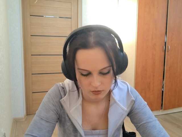 DelfinaStrauss's BongaCams show and profile