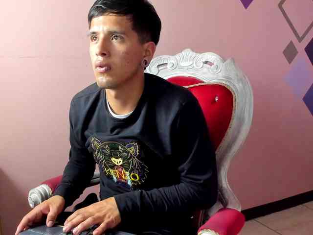 TeamSweetSins webcam