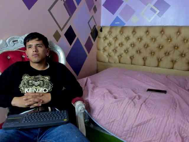 TeamSweetSins webcam