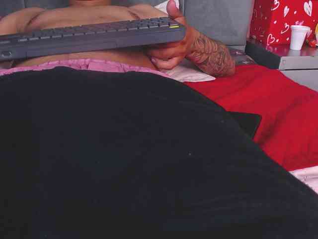 TeamSweetSins webcam