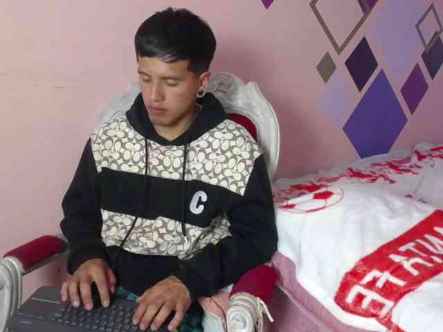 TeamSweetSins webcam