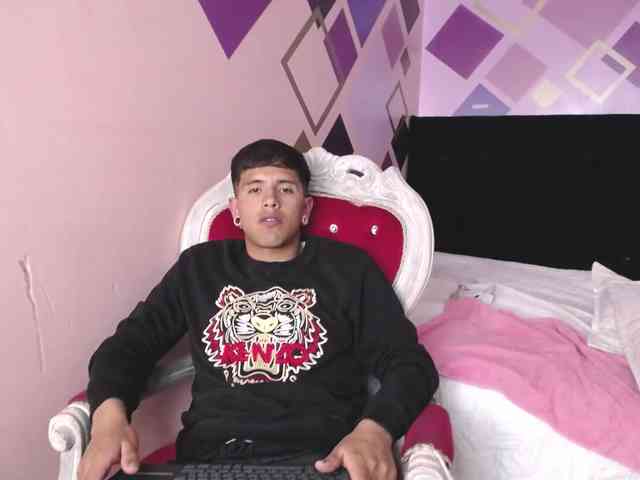 TeamSweetSins webcam