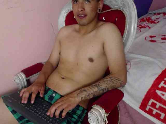 TeamSweetSins webcam