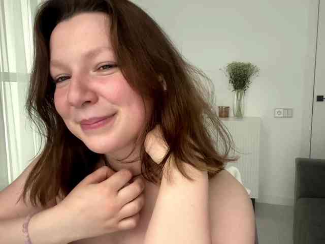 MaryannaZacate webcam