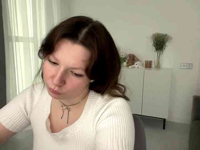 MaryannaZacate webcam