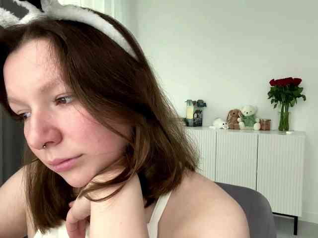 MaryannaZacate webcam