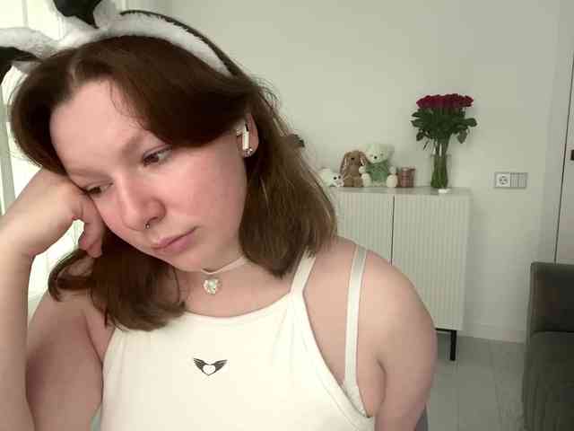 MaryannaZacate webcam