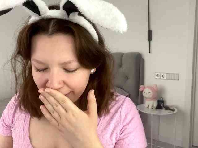 MaryannaZacate webcam