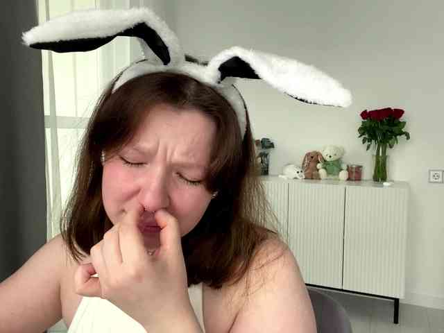 MaryannaZacate webcam