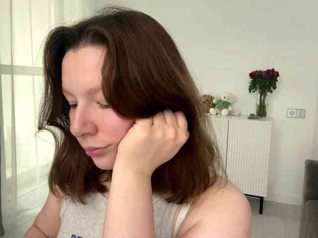 MaryannaZacate webcam