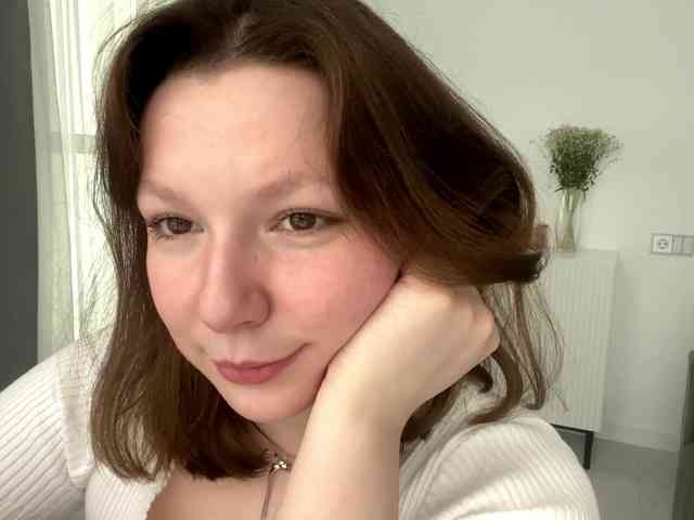 MaryannaZacate webcam