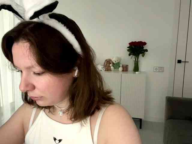 MaryannaZacate webcam