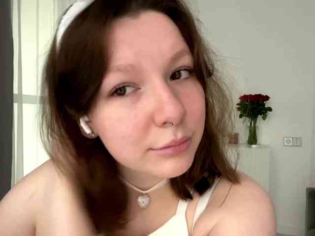 MaryannaZacate webcam