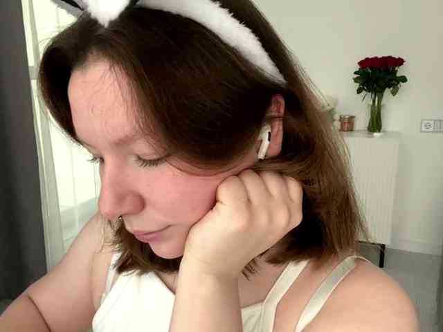 MaryannaZacate webcam