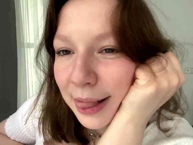 MaryannaZacate webcam