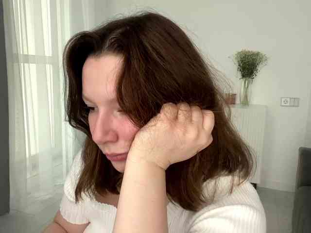 MaryannaZacate webcam