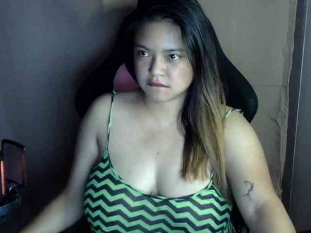 AthenaGuerero21 webcam