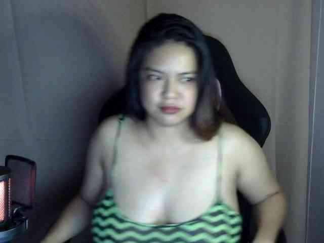 AthenaGuerero21 webcam