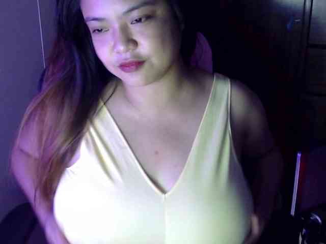 AthenaGuerero21 webcam