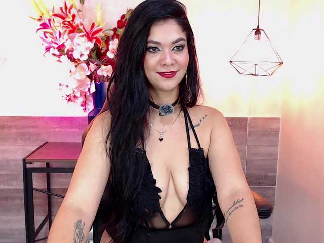 MarianaMontezz's BongaCams show and profile