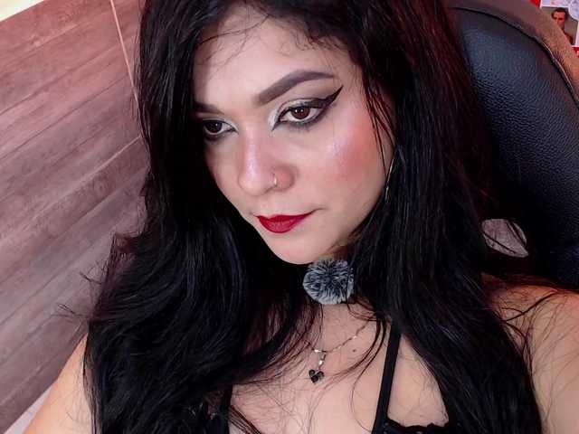 MarianaMontezz's BongaCams show and profile