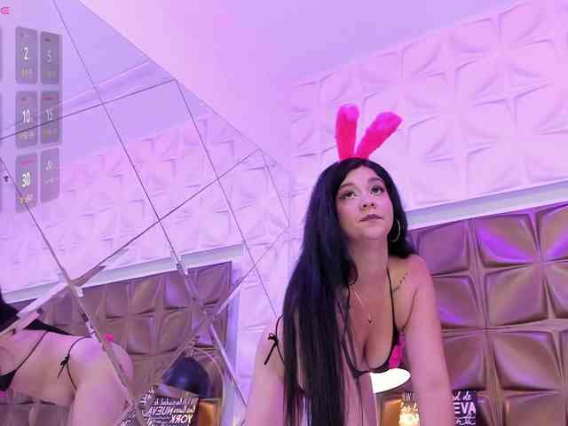 MarianaMontezz webcam